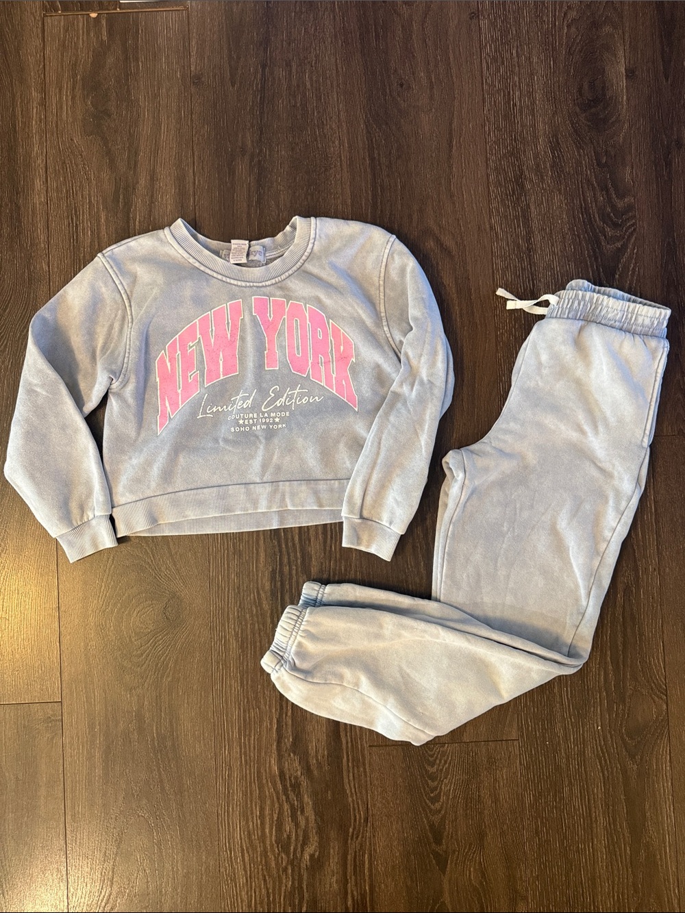 Kids Light Blue 'New York' Sweatshirt & Jogger Set - Pink Lettering, Size 10/12